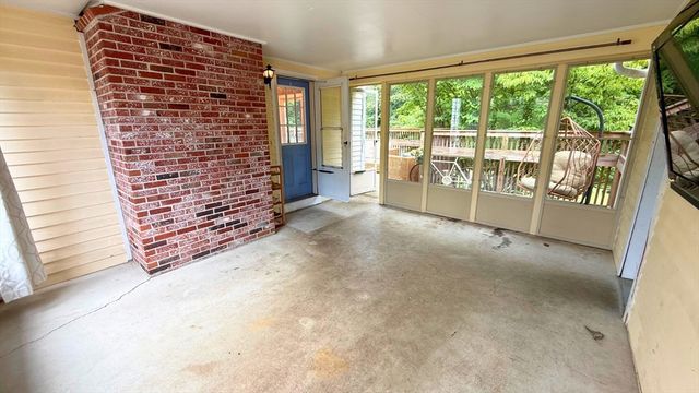 14 Indian Ridge Dr, Leominster, MA 01453