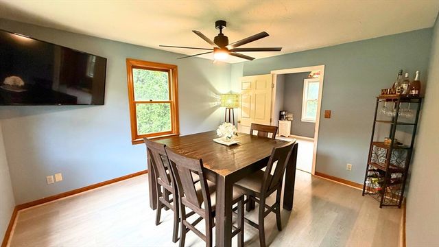 14 Indian Ridge Dr, Leominster, MA 01453