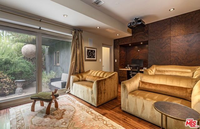 1211 Sierra Alta Way, West Hollywood, CA 90069