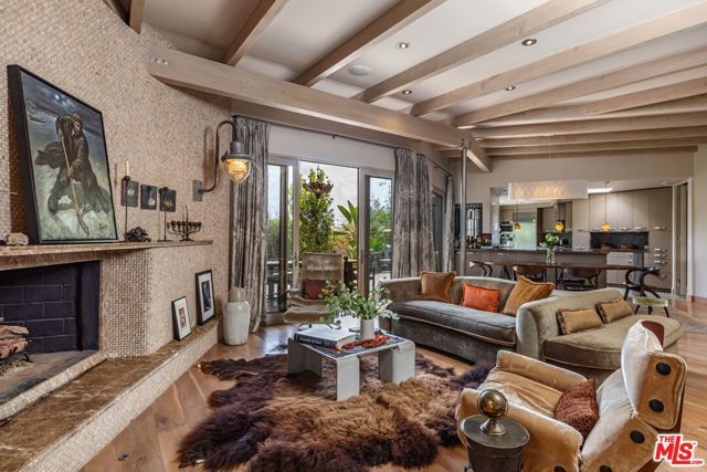 1211 Sierra Alta Way, West Hollywood, CA 90069