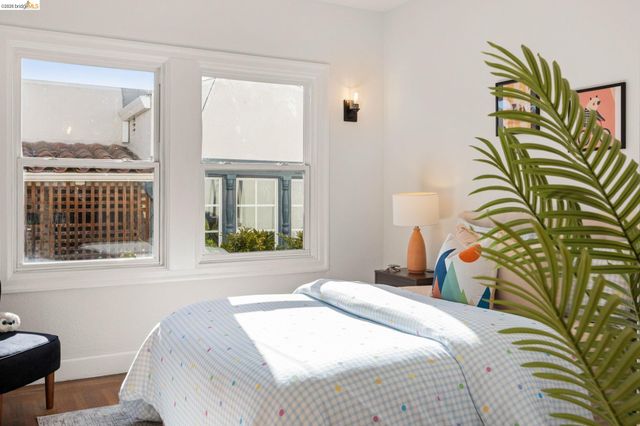 2506 Best Ave, Oakland, CA 94601