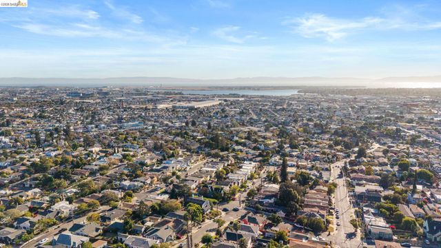 2506 Best Ave, Oakland, CA 94601