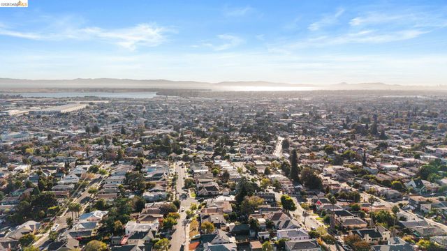 2506 Best Ave, Oakland, CA 94601