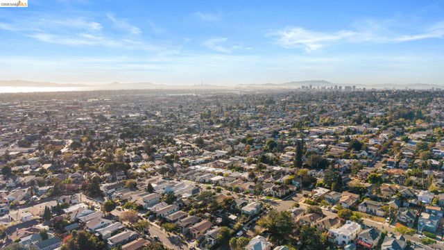 2506 Best Ave, Oakland, CA 94601