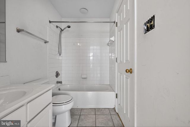 8401 OLD COLONY DR S, Upper Marlboro, MD 20772