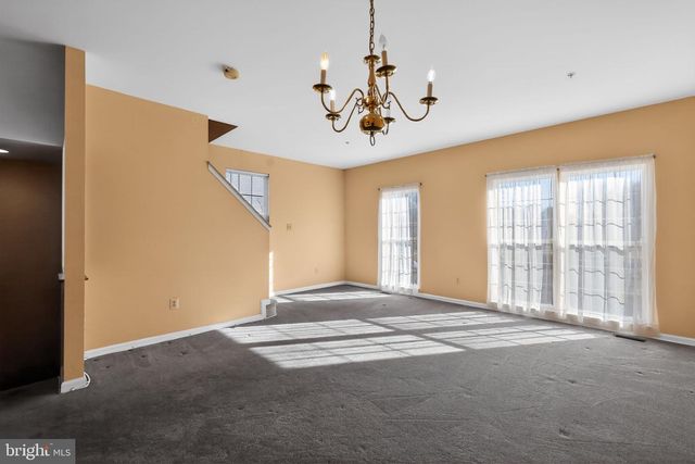 8401 OLD COLONY DR S, Upper Marlboro, MD 20772