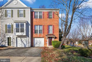 8401 OLD COLONY DR S, Upper Marlboro, MD 20772