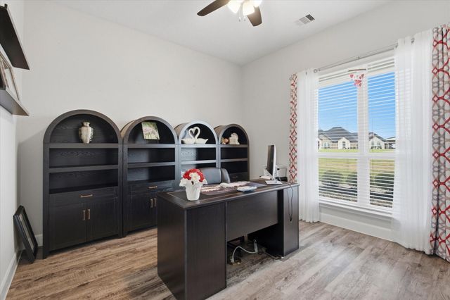 4734 Pineloch Bayou Drive, Baytown, TX 77523