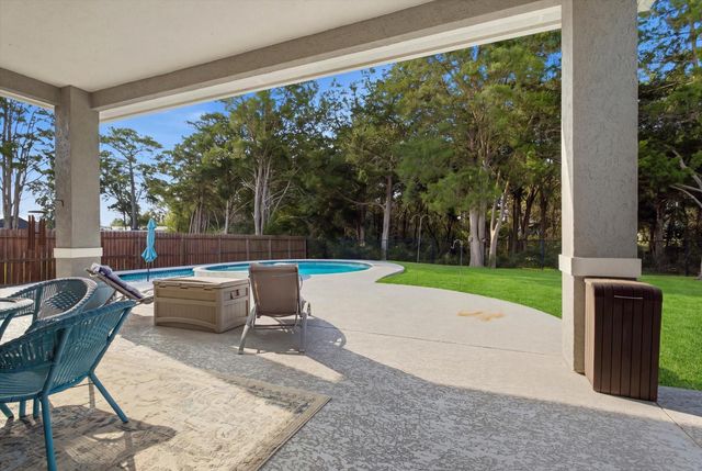 4734 Pineloch Bayou Drive, Baytown, TX 77523