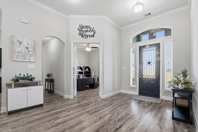 4734 Pineloch Bayou Drive, Baytown, TX 77523