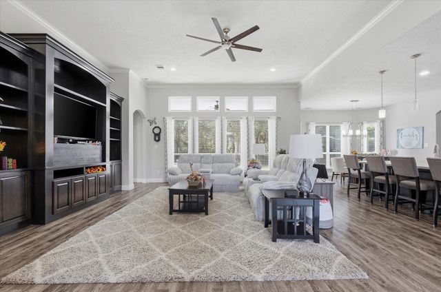 4734 Pineloch Bayou Drive, Baytown, TX 77523