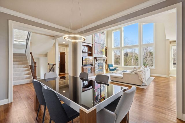 66 Monarch Way, North Oaks, MN 55127