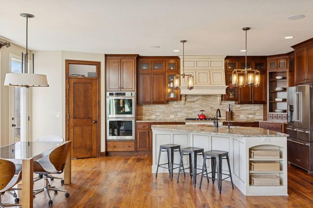 66 Monarch Way, North Oaks, MN 55127