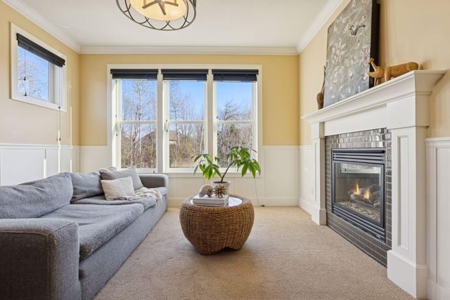 66 Monarch Way, North Oaks, MN 55127