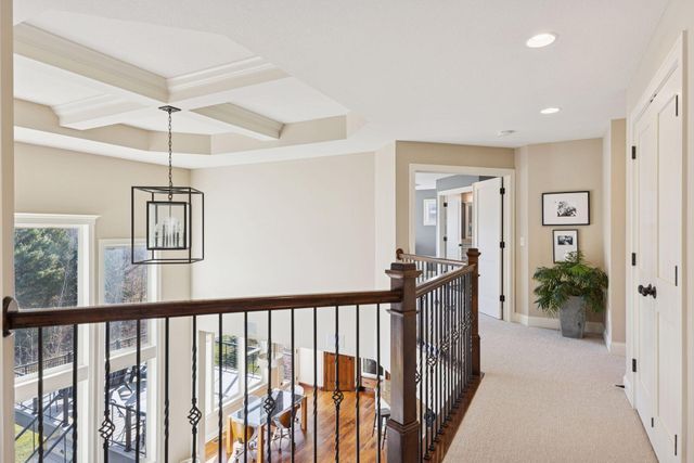 66 Monarch Way, North Oaks, MN 55127