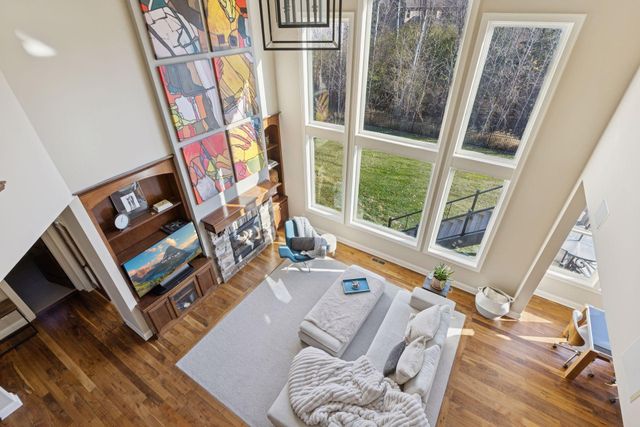 66 Monarch Way, North Oaks, MN 55127