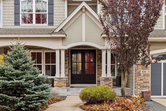 66 Monarch Way, North Oaks, MN 55127