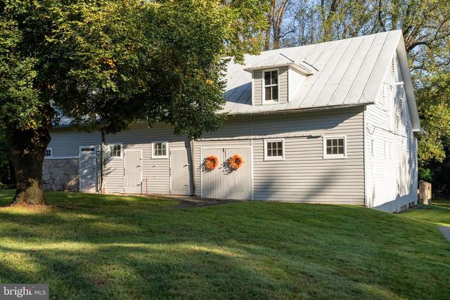 8555 HILL SPRING DR, Lutherville Timonium, MD 21093