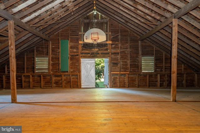 8555 HILL SPRING DR, Lutherville Timonium, MD 21093