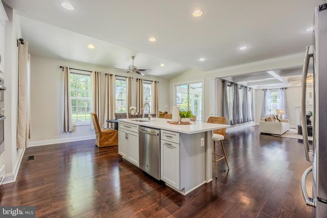 2905 RANDOM RD, Falls Church, VA 22042