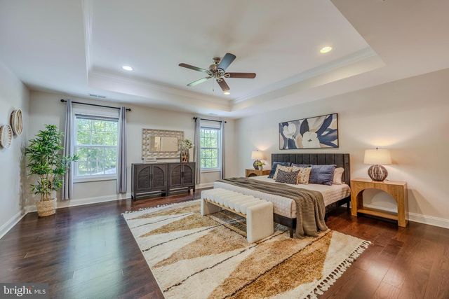 2905 RANDOM RD, Falls Church, VA 22042