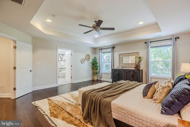 2905 RANDOM RD, Falls Church, VA 22042