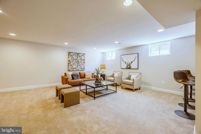 2905 RANDOM RD, Falls Church, VA 22042