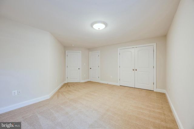 2905 RANDOM RD, Falls Church, VA 22042