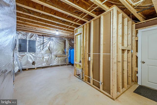 2905 RANDOM RD, Falls Church, VA 22042
