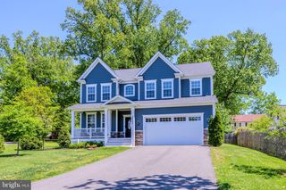2905 RANDOM RD, Falls Church, VA 22042