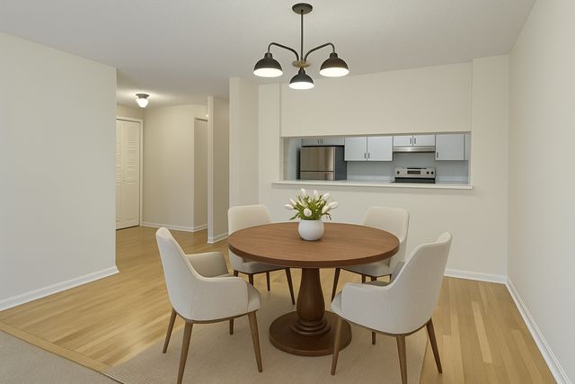 742 County Road F W D, Shoreview, MN 55126