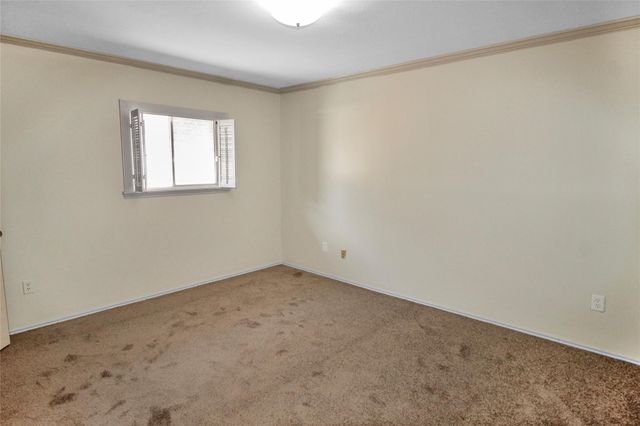 821 S Ripple Creek Drive 1, Houston, TX 77057