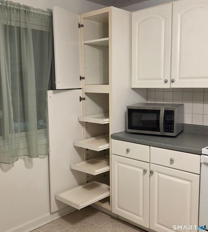 7 Padanaram Road C77, Danbury, CT 06811