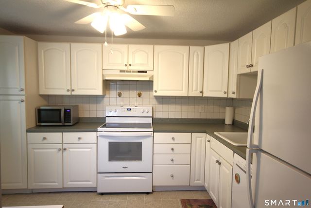 7 Padanaram Road C77, Danbury, CT 06811