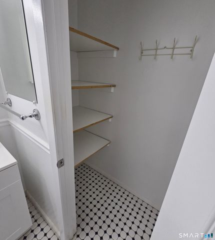 7 Padanaram Road C77, Danbury, CT 06811