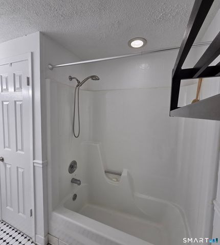 7 Padanaram Road C77, Danbury, CT 06811