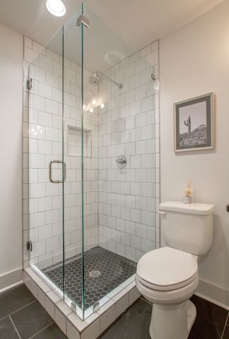 1813 Beech Ave Apt 1, Nashville, TN 37203