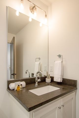 1813 Beech Ave Apt 1, Nashville, TN 37203