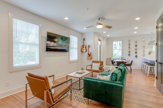 1813 Beech Ave Apt 1, Nashville, TN 37203