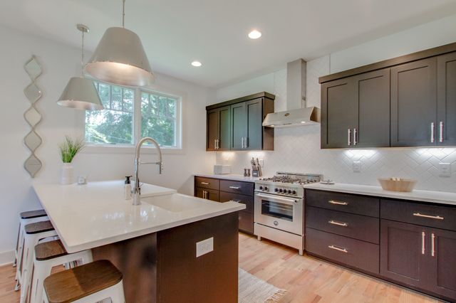 1813 Beech Ave Apt 1, Nashville, TN 37203