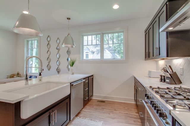 1813 Beech Ave Apt 1, Nashville, TN 37203