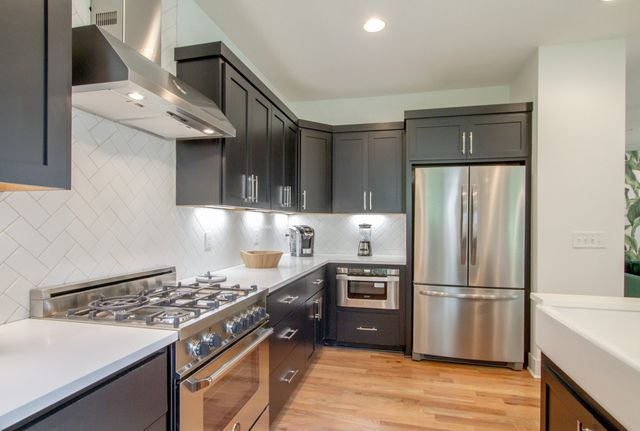 1813 Beech Ave Apt 1, Nashville, TN 37203