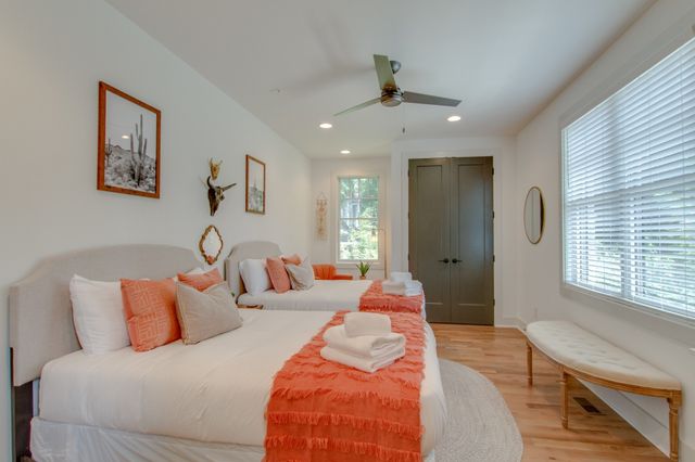 1813 Beech Ave Apt 1, Nashville, TN 37203