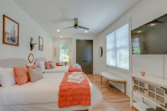 1813 Beech Ave Apt 1, Nashville, TN 37203