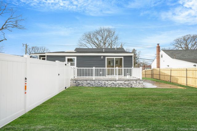 131 Belle Avenue, Ronkonkoma, NY 11779