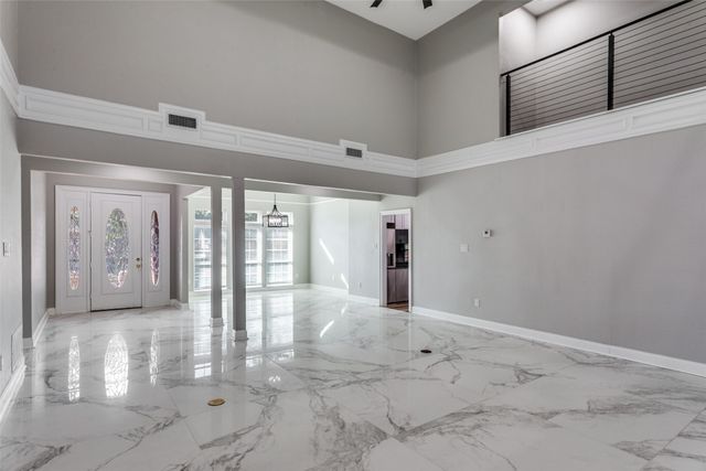 2103 Bay Club Drive, Arlington, TX 76013