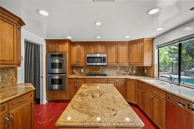 4444 Rochelle Place, Encino, CA 91316