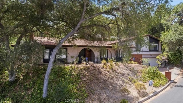 4444 Rochelle Place, Encino, CA 91316
