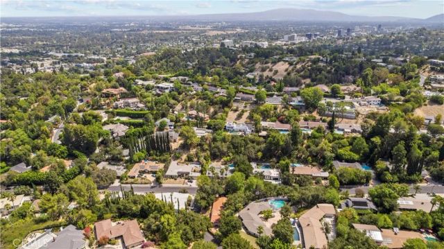 4444 Rochelle Place, Encino, CA 91316