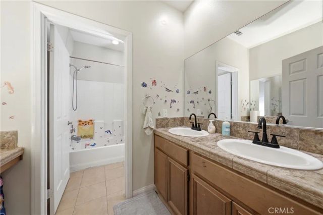 658 E. Phillips Boulevard, Pomona, CA 91766